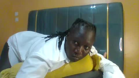 Snapshot of ladyblossoms19 chatting on 4, 4, 2026 lindah32 online show from 4, 4, 2026