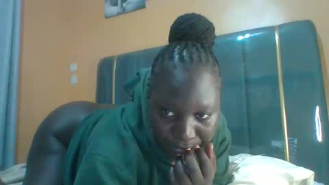 lindah32 online show from 10, 5, 2026