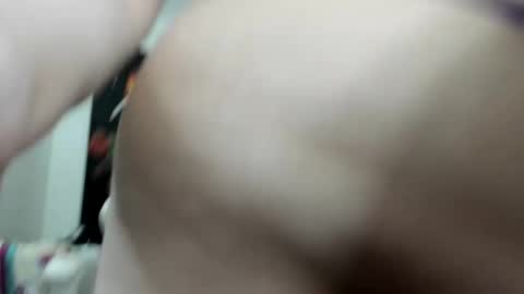 ladyboom18 online show from 2, 10, 2025