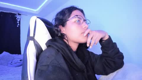  Lady  online show from 23, 12, 2024