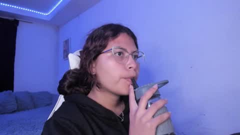 Snapshot of ladybrown_16 chatting on 14, 11, 2025 Lady online show from 14, 11, 2025