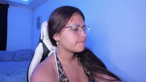 Snapshot of ladybrown_16 chatting on 20, 11, 2025 Lady online show from 20, 11, 2025