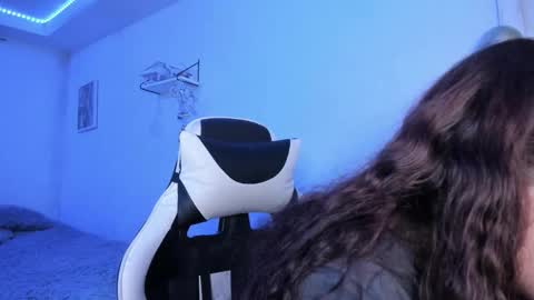 Snapshot of ladybrown_16 chatting on 28, 11, 2025 Lady online show from 28, 11, 2025