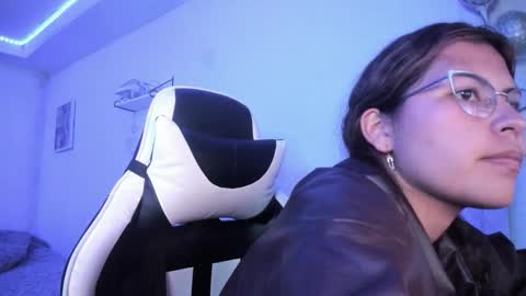 Snapshot of ladybrown_16 chatting on 3, 2, 2026 Lady online show from 3, 2, 2026