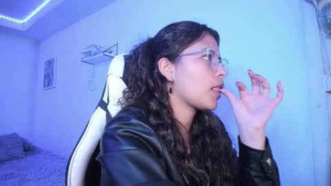 Snapshot of ladybrown_16 chatting on 8, 2, 2026 Lady online show from 8, 2, 2026