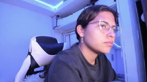  Lady  online show from 2, 5, 2026
