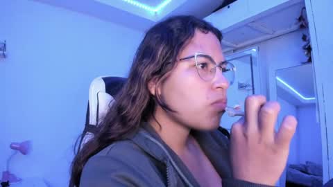  Lady  online show from 11, 5, 2026