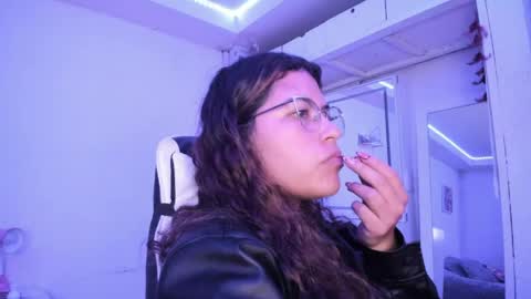  Lady  online show from 19, 5, 2026