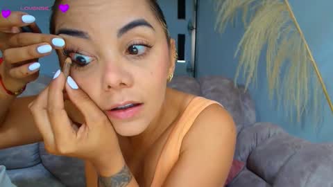 Snapshot of ladydi069 chatting on 20, 10, 2025 Hello im lady nice to meet you  online show from 20, 10, 2025