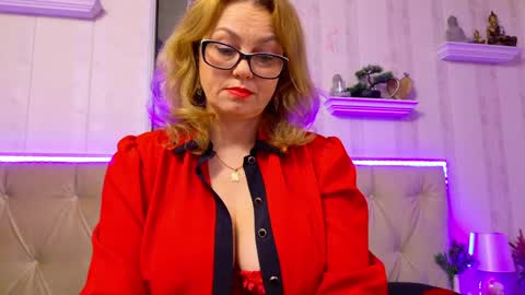  Lady Jeen    Back on Sunday 8th of December online show from 9, 5, 2026