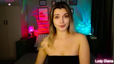 ladylancaster online show from 14, 11, 2025