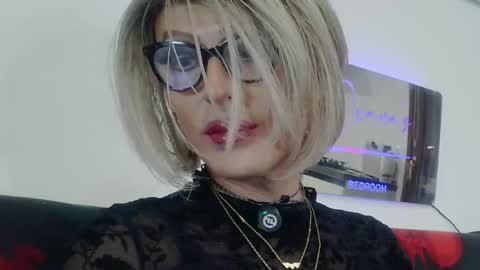 Snapshot of ladyoxana chatting on 7, 5, 2026 Oxana online show from 7, 5, 2026
