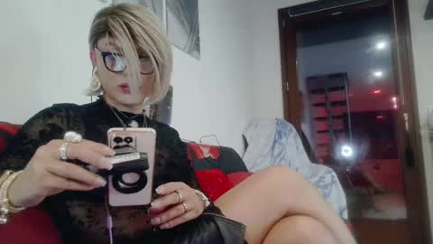 Snapshot of ladyoxana chatting on 12, 5, 2026 Oxana online show from 12, 5, 2026
