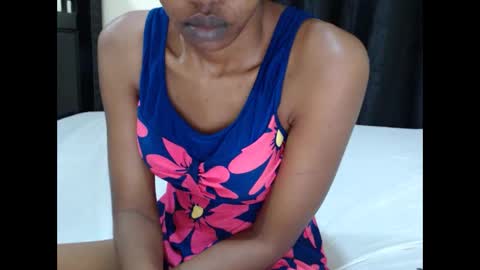 ladyqeeen online show from 10, 5, 2026
