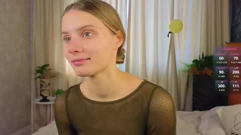 Snapshot of lafeti chatting on 15, 10, 2025 Lilia online show from 15, 10, 2025