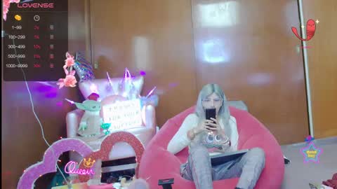 Skinnygirl online show from 9, 5, 2026