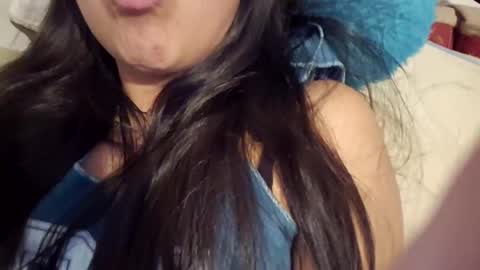 Snapshot of lafoxglam01 chatting on 10, 10, 2025 lafoxglam01 online show from 10, 10, 2025