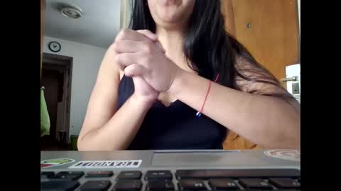 Snapshot of lafoxglam01 chatting on 11, 10, 2025 lafoxglam01 online show from 11, 10, 2025