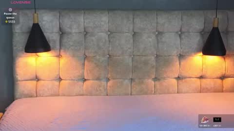    online show from 8, 9, 2025