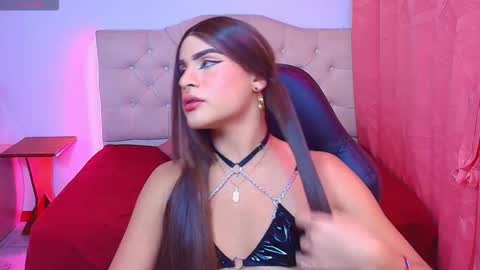 Snapshot of lailahdark chatting on 24, 10, 2025 Camila online show from 24, 10, 2025