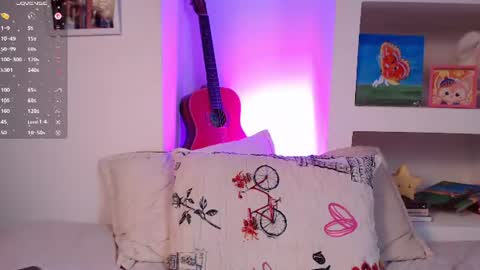Snapshot of lailypink chatting on 11, 7, 2026 samanta online show from 11, 7, 2026