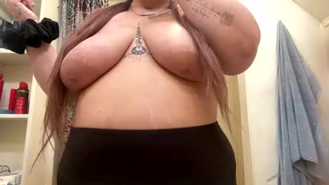 lalaaacx3 online show from 18, 2, 2025