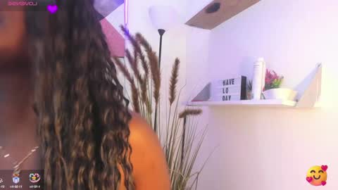    online show from 25, 1, 2025