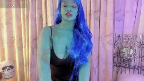    online show from 18, 10, 2025