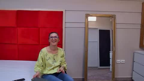 Snapshot of lana_banner chatting on 16, 9, 2025 LanaBanner online show from 16, 9, 2025