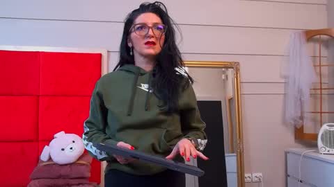 Snapshot of lana_banner chatting on 7, 2, 2026 LanaBanner online show from 7, 2, 2026