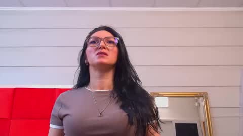 Snapshot of lana_banner chatting on 6, 4, 2026 LanaBanner online show from 6, 4, 2026