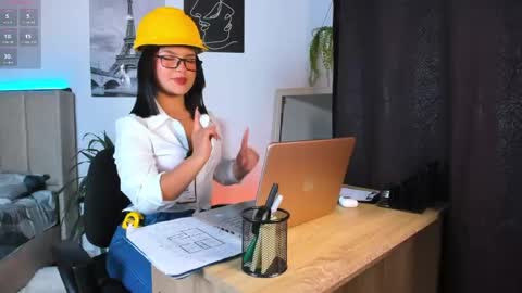 Snapshot of lana_beket_ chatting on 19, 5, 2026 Lana online show from 19, 5, 2026