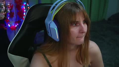 Snapshot of lana_del_kay chatting on 2, 12, 2024 Kay online show from 2, 12, 2024