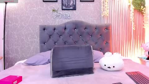 lana_gill online show from 8, 5, 2026