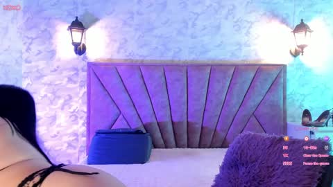 Angel  IG  online show from 5, 4, 2026