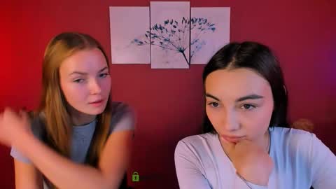 lana_shine_ online show from 4, 11, 2025