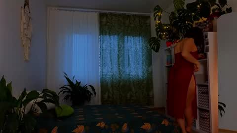 Lana online show from 10, 3, 2025