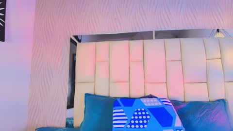 Vanessa  online show from 9, 6, 2026