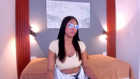 Snapshot of lana_starlet chatting on 11, 2, 2025 katiuska online show from 11, 2, 2025