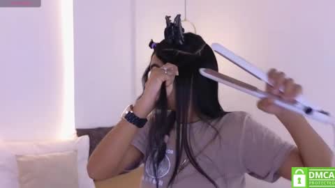 Snapshot of lana_starlet chatting on 2, 10, 2025 katiuska online show from 2, 10, 2025