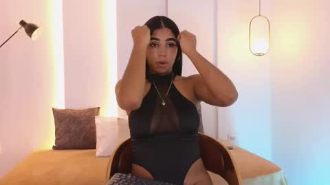 Snapshot of lana_starlet chatting on 11, 10, 2025 katiuska online show from 11, 10, 2025