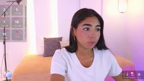 Snapshot of lana_starlet chatting on 27, 10, 2025 katiuska online show from 27, 10, 2025