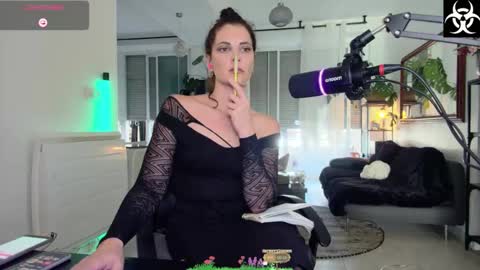 Snapshot of lana_the_virus chatting on 22, 10, 2025 Lana The Virus online show from 22, 10, 2025