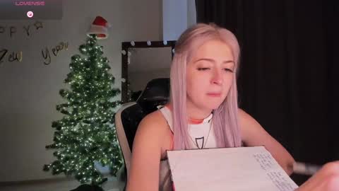 Snapshot of lana_younes chatting on 2, 12, 2024 Lana online show from 2, 12, 2024