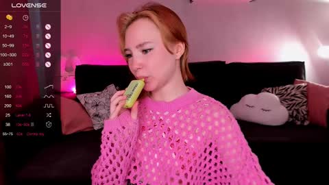 Snapshot of lanablu_ chatting on 18, 2, 2025 Lana online show from 18, 2, 2025