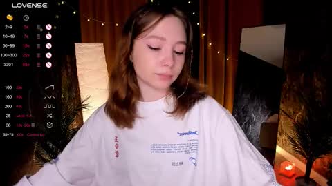 Snapshot of lanablu_ chatting on 16, 11, 2025 Lana online show from 16, 11, 2025