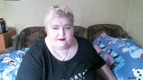 lanacat555 online show from 10, 2, 2025