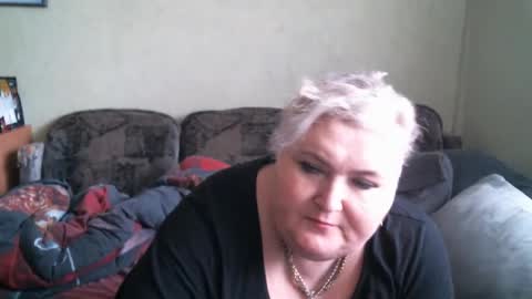 lanacat555 online show from 5, 3, 2025