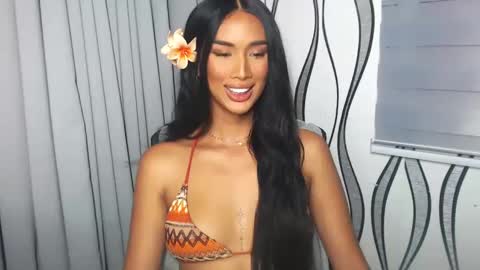 Snapshot of lanadel_hilton chatting on 12, 2, 2025 Lana online show from 12, 2, 2025