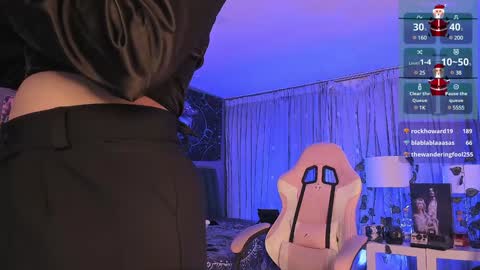 L A N A  online show from 25, 12, 2024